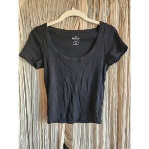 Hollister Scoop Neck Crop Top Baby Tee
